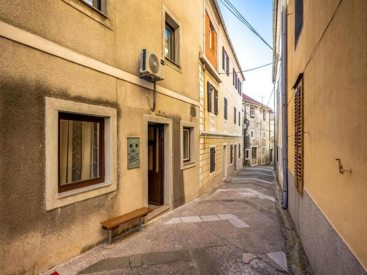 Apartment Senj Сень Екстер'єр фото