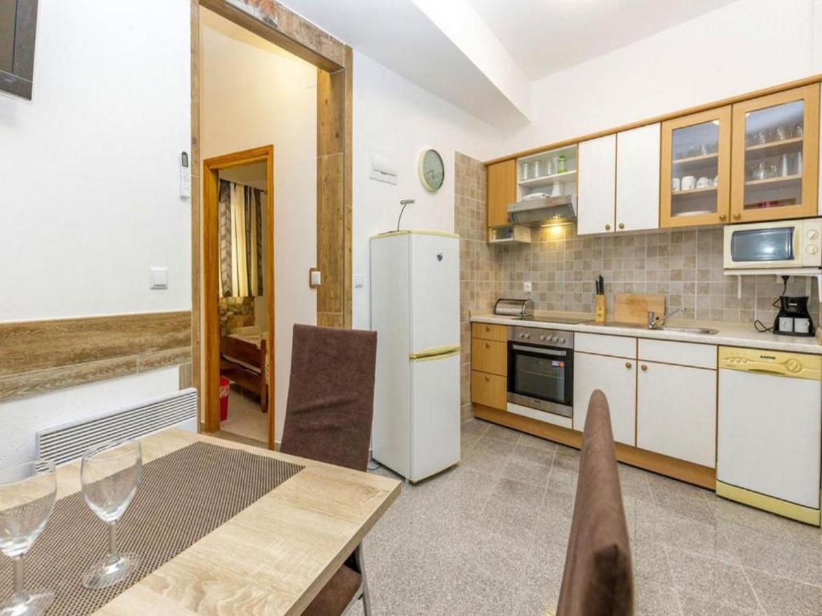 Apartment Senj Сень Екстер'єр фото